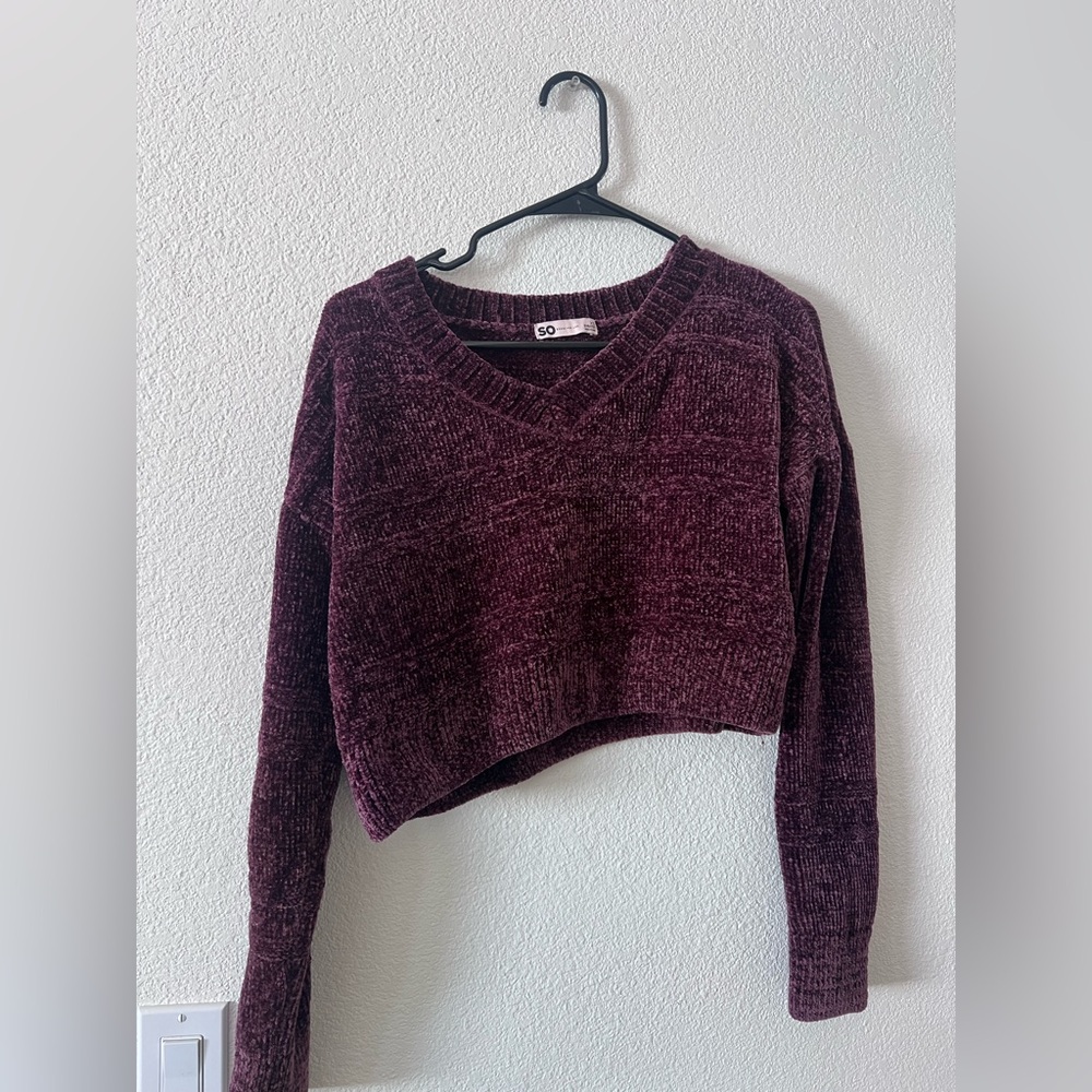 Crop knit sweater